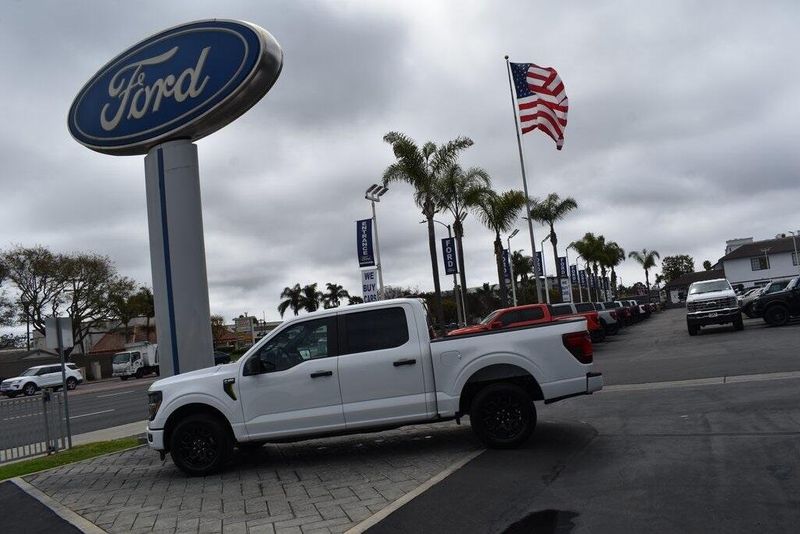 2025 Ford F-150 STXImage 18