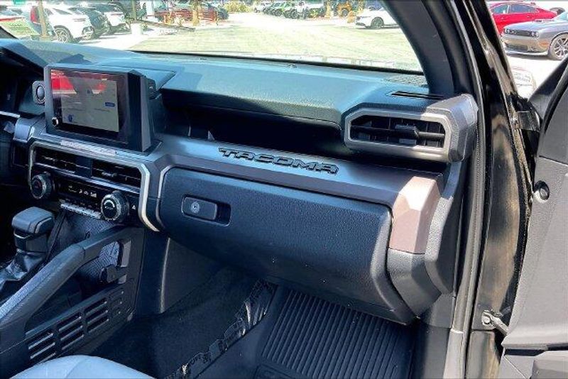Used 2026 Toyota Tacoma SR5Image 16