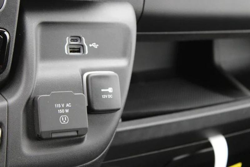2025 RAM ProMaster 1500 Low Roof 118 WBImage 39