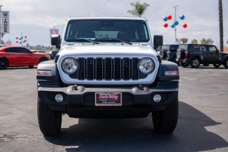 Used 2025 Jeep Wrangler Sport SImage 2