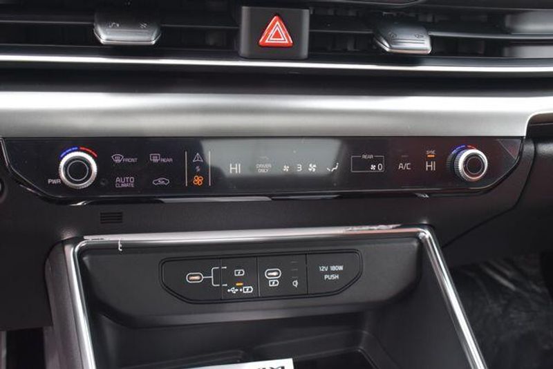 New 2026 Kia Carnival Hybrid SXImage 35