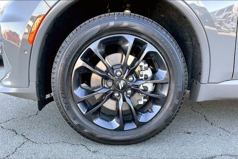 New 2025 Dodge Durango Gt Plus AwdImage 10