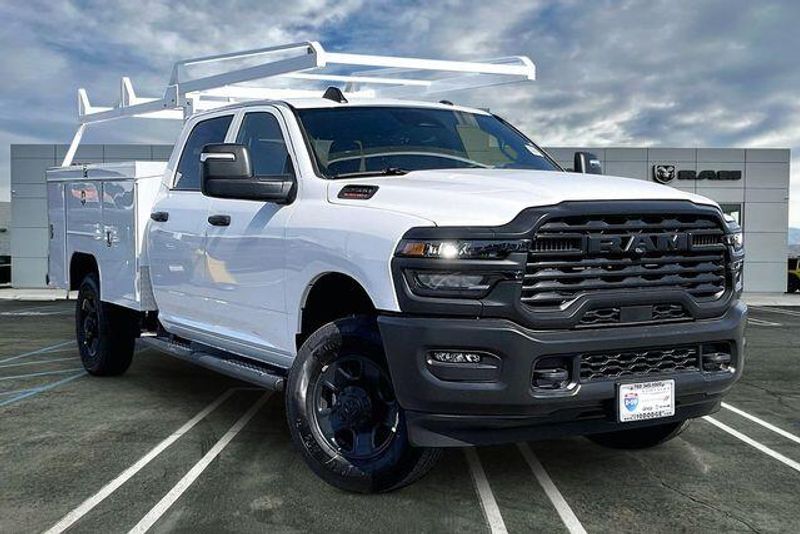 New 2026 RAM 2500 Tradesman Crew Cab 4x4 8