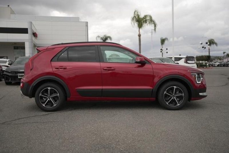 New 2026 Kia Niro EXImage 8