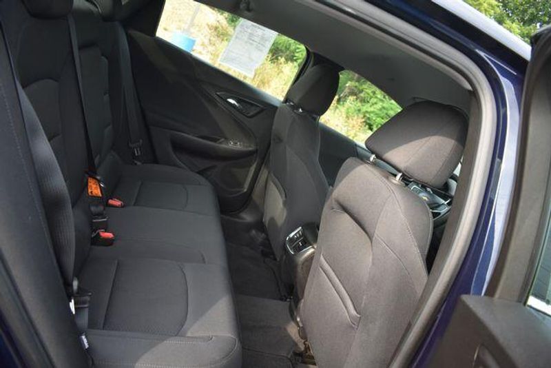 Used 2018 Chevrolet Malibu LTImage 15