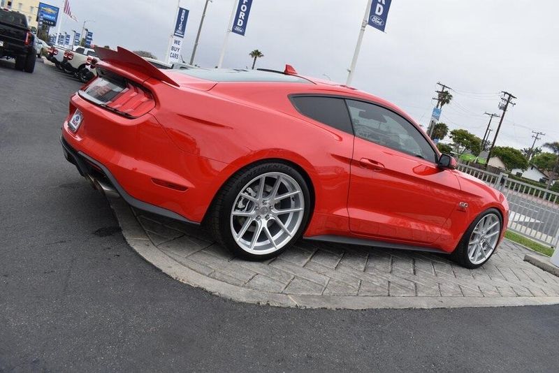 2022 Ford Mustang GT PremiumImage 2