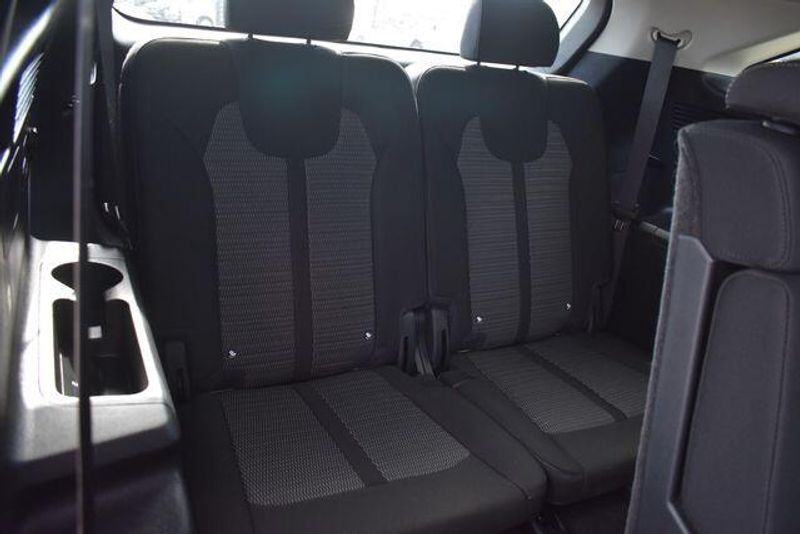 New 2025 Kia Sorento LXImage 15