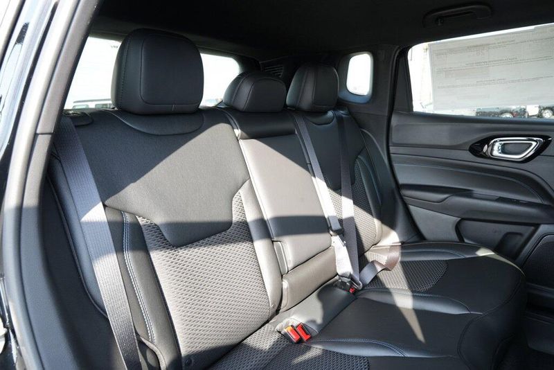 New 2026 Jeep Compass LatitudeImage 18