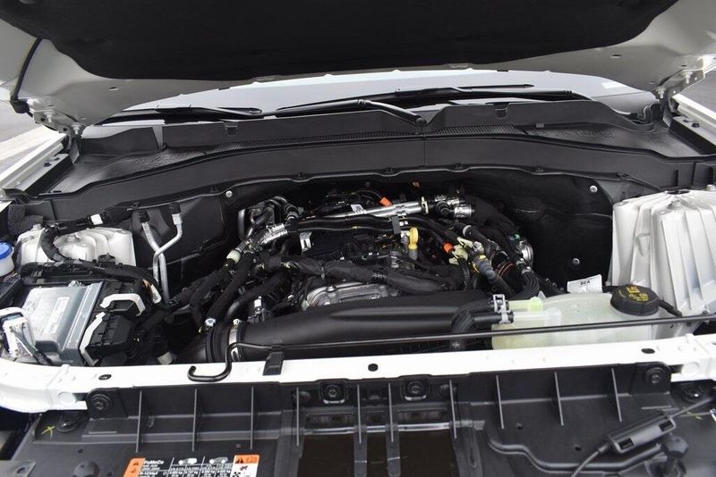 New 2025 Ford Explorer ActiveImage 22