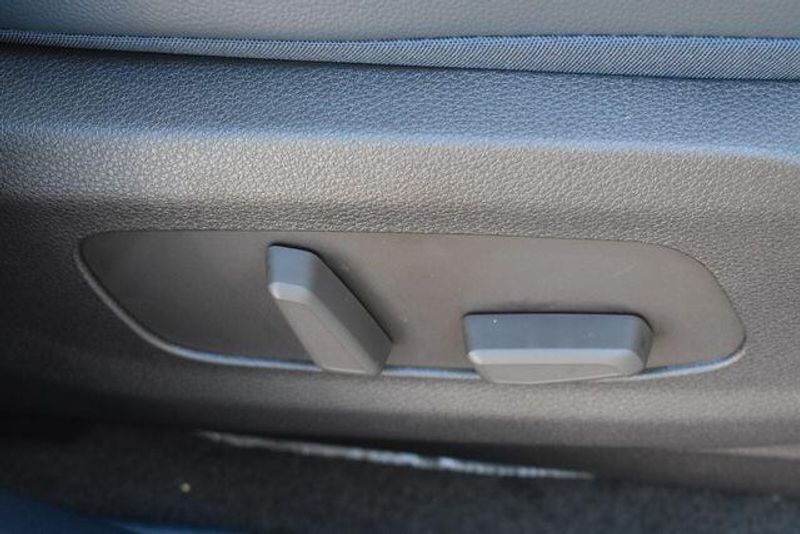 New 2026 Kia Carnival Hybrid SX PrestigeImage 13