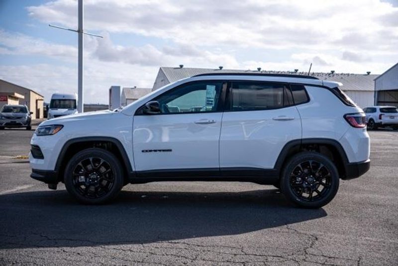 New 2026 Jeep Compass Image 4