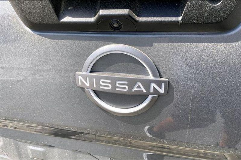 Used 2023 Nissan Frontier SVImage 31