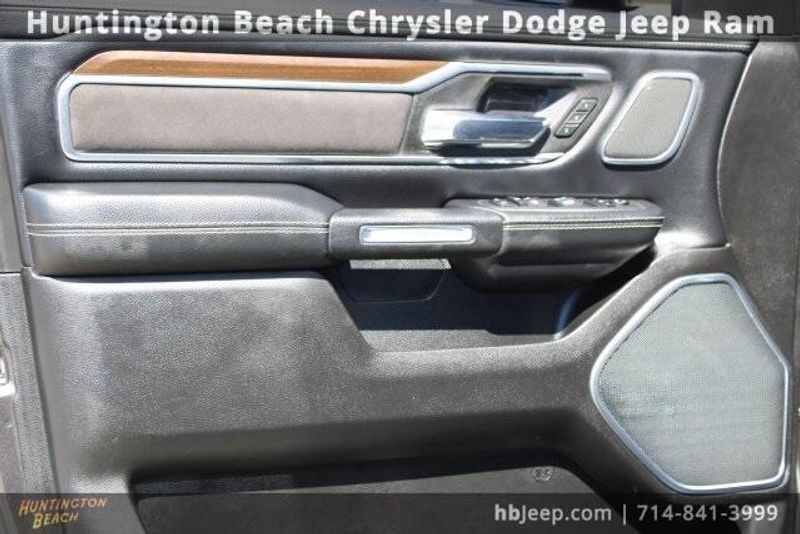 2022 RAM 1500 LaramieImage 15