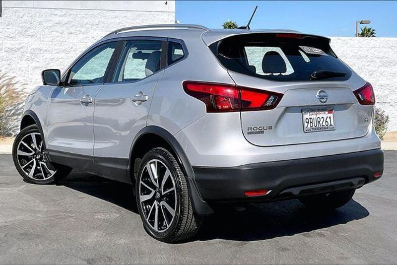 Used 2018 Nissan Rogue Sport SLImage 10