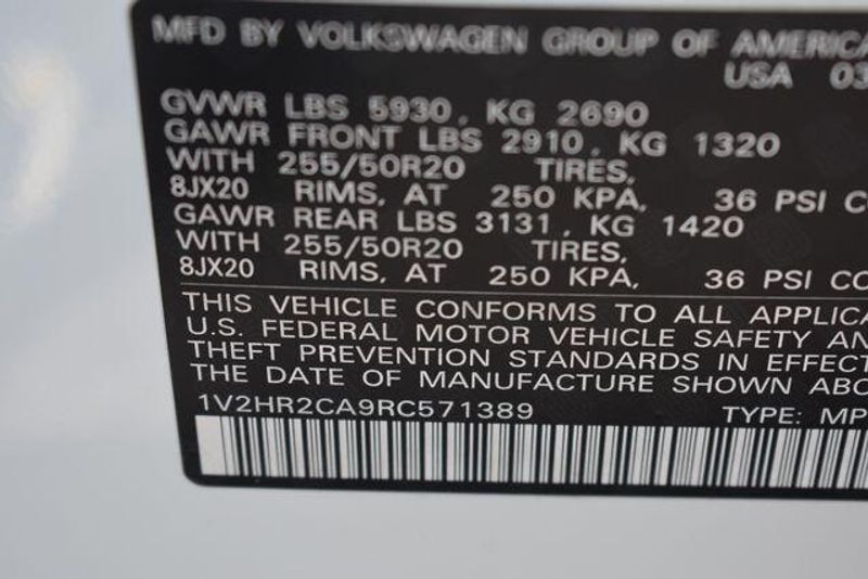 Used 2024 Volkswagen Atlas 2.0T SE w/TechnologyImage 38