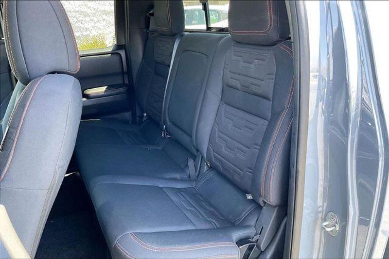 Used 2024 Nissan Frontier PRO-4XImage 25