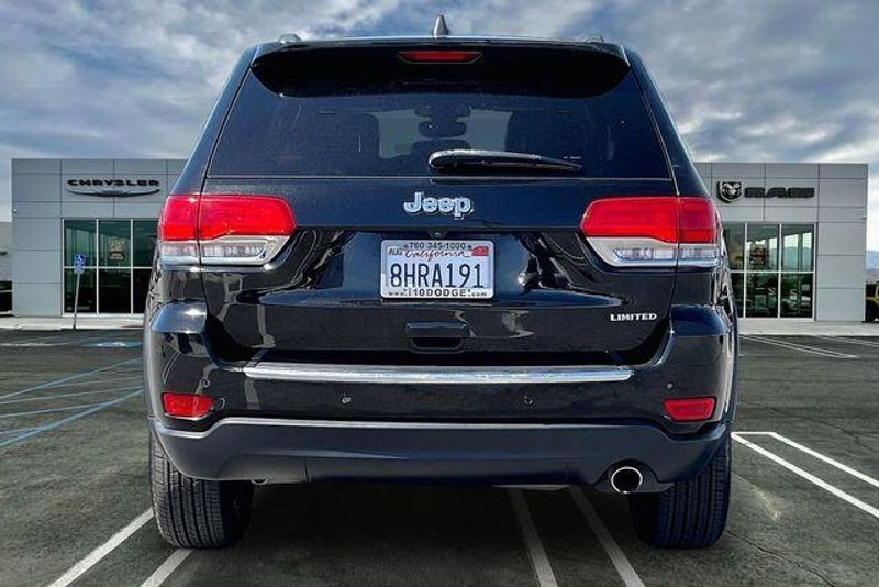 Used 2018 Jeep Grand Cherokee LimitedImage 3