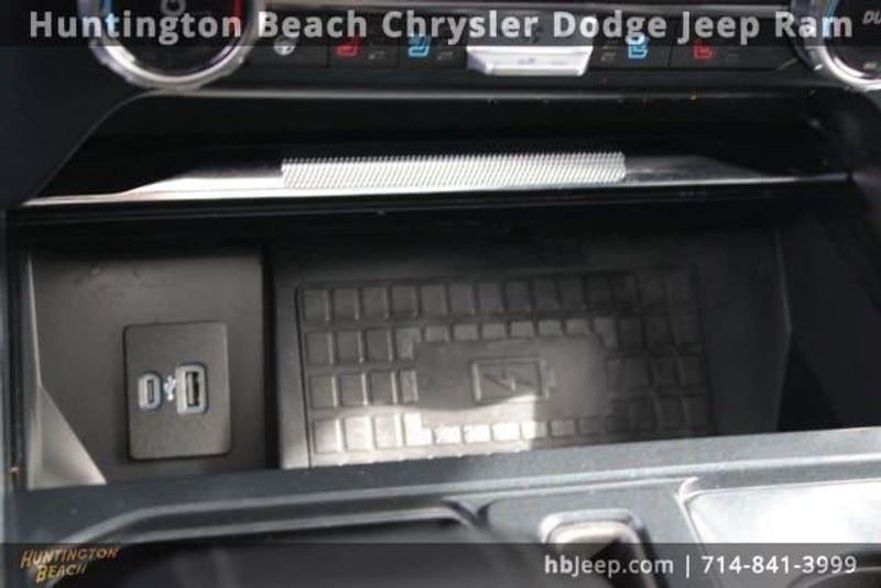 2022 Ford F-150 RaptorImage 44