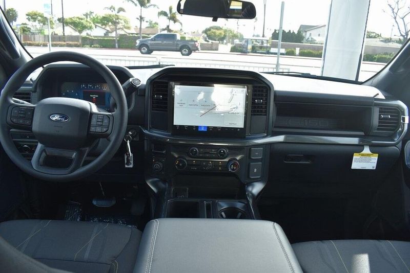 2025 Ford F-150 STXImage 9