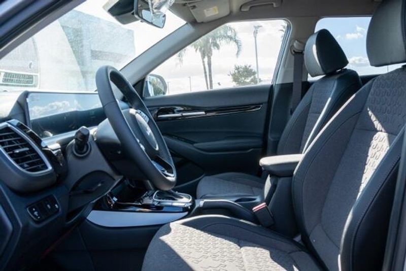 New 2026 Kia Seltos LXImage 11