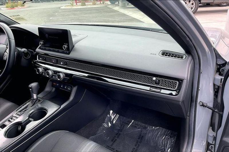 Used 2025 Honda Civic Sedan SportImage 16