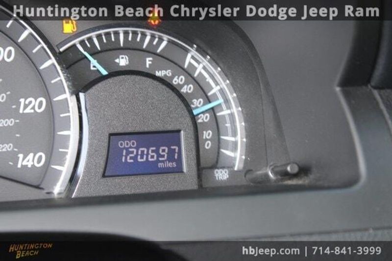 2014 Toyota Camry XLEImage 18
