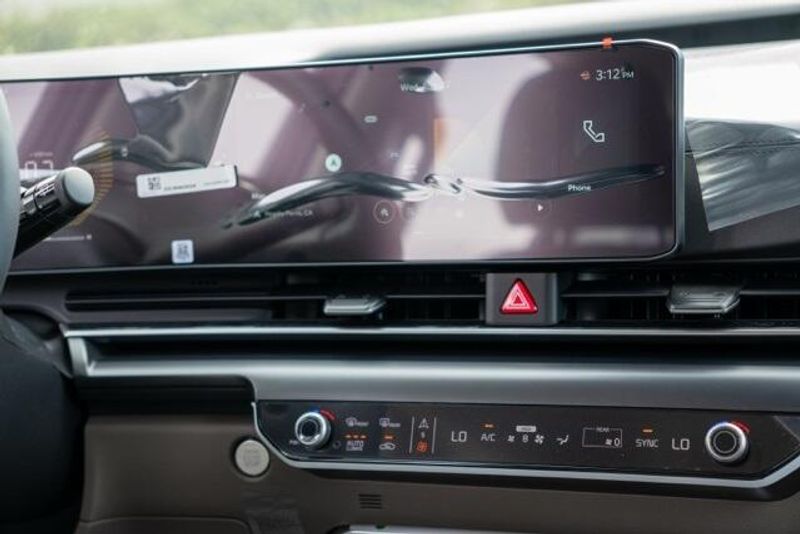 New 2026 Kia Carnival LXSImage 19