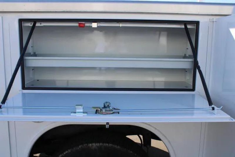 2023 RAM 2500 Tradesman Regular Cab Harbor BodyImage 11