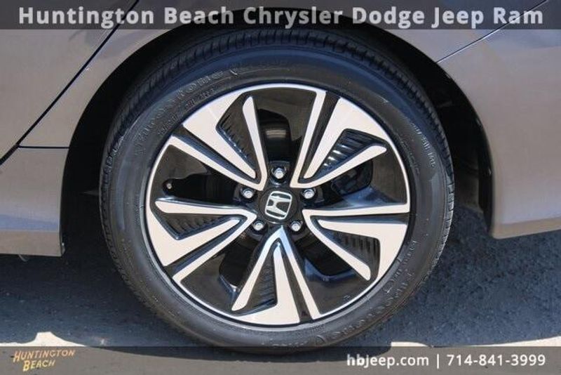 2018 Honda Civic EX-TImage 7