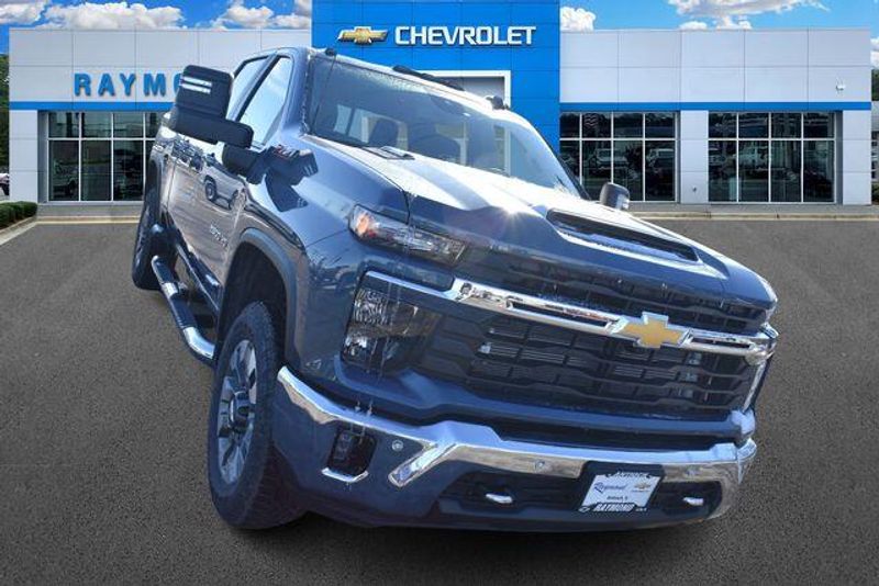 New 2026 Chevrolet Silverado 2500HD LTImage 10