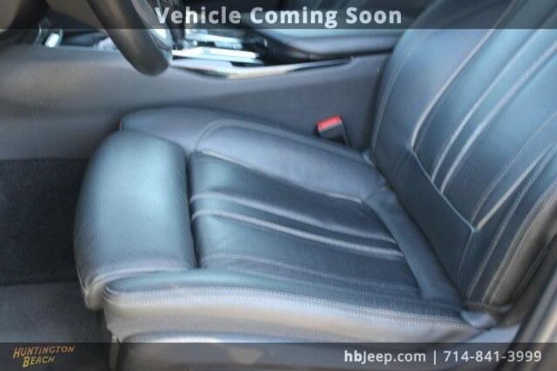 2018 BMW 5 Series 540iImage 32