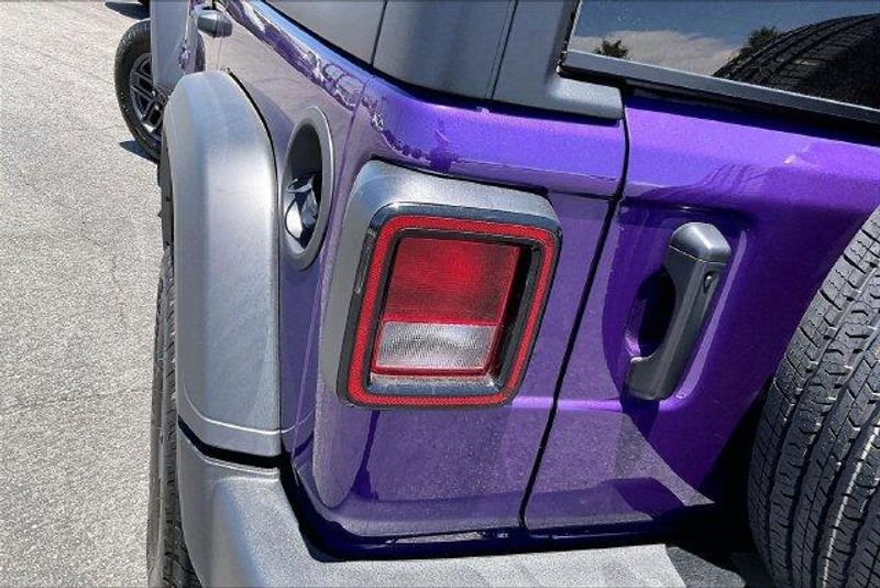 New 2026 Jeep Wrangler 4-door Sport SImage 12