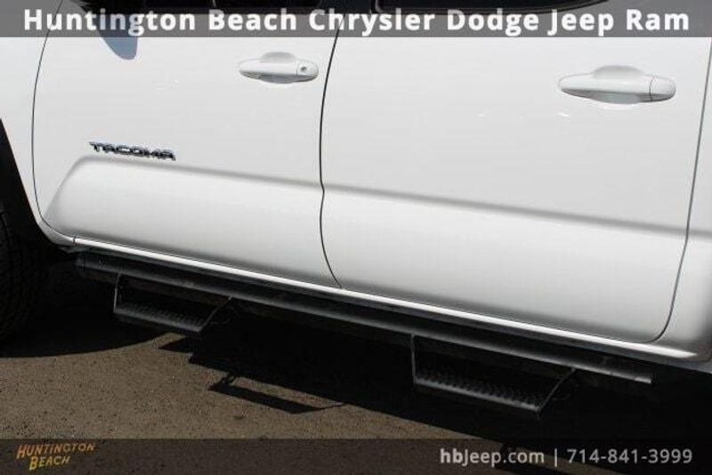 2021 Toyota Tacoma TRD Off-RoadImage 13