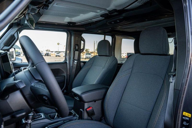 New 2026 Jeep Wrangler Sport SImage 11