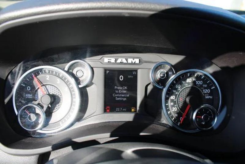 2023 RAM 3500 Chassis Cab Tradesman/SLTImage 20