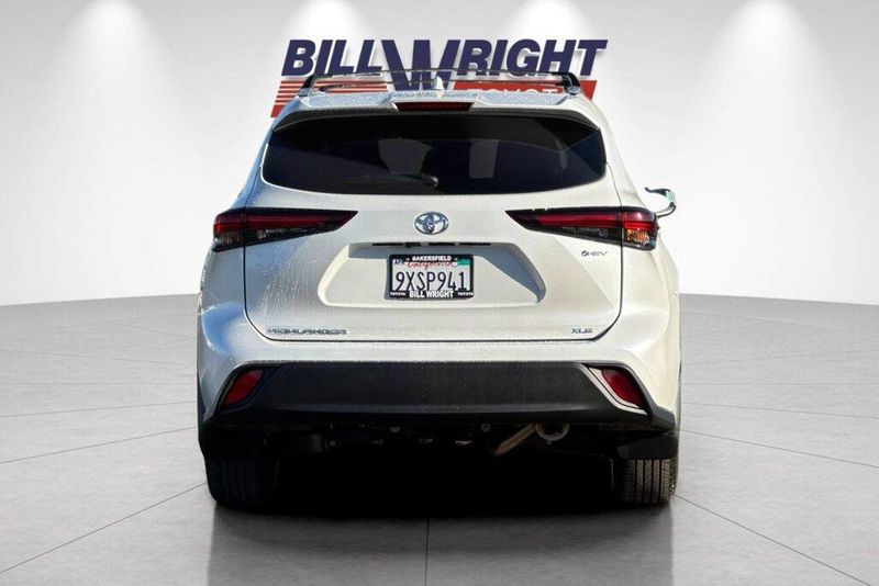 Used 2026 Toyota Highlander Hybrid XLEImage 4