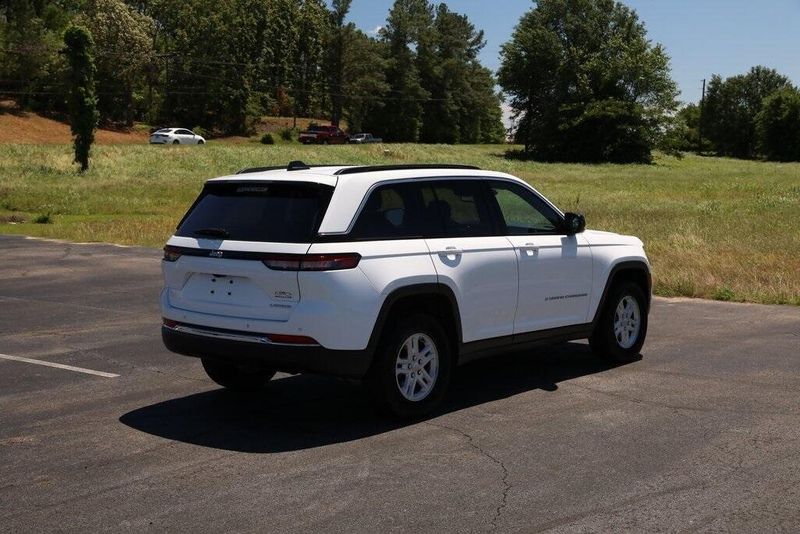 2024 Jeep Grand Cherokee LaredoImage 9