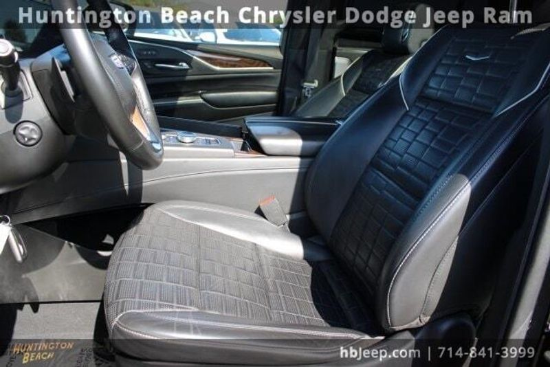 2021 Cadillac Escalade Sport PlatinumImage 37
