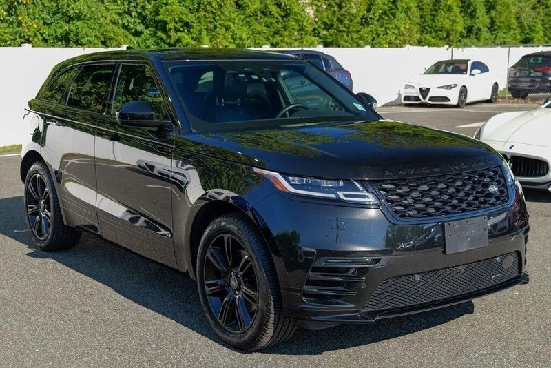2022 Land Rover Range Rover Velar P250 R-Dynamic S photo 9