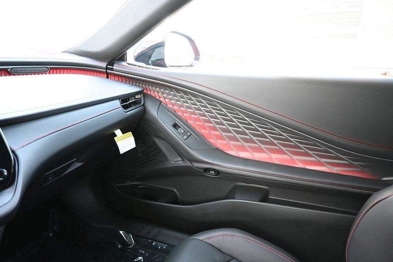 2024 Dodge Charger Daytona R/TImage 14