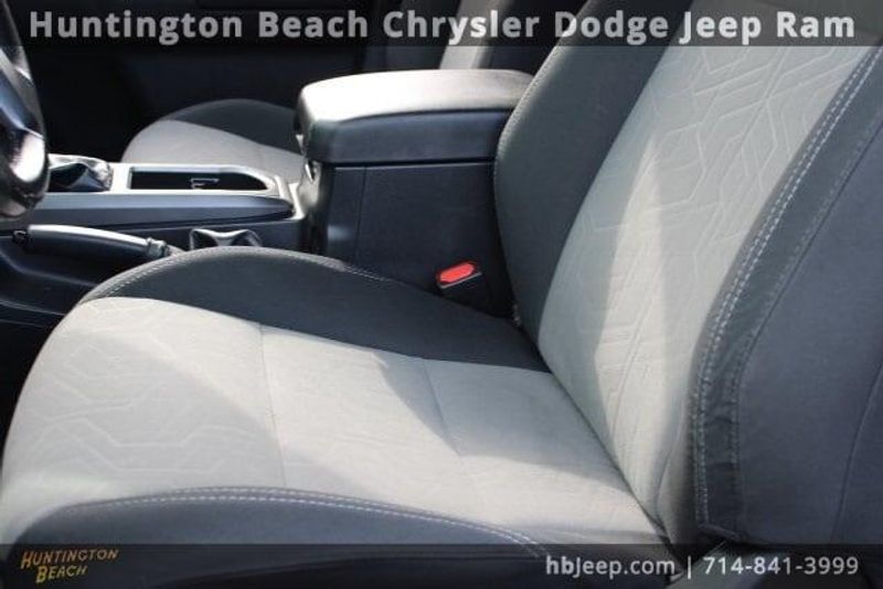 2022 Toyota Tacoma TRD SportImage 39