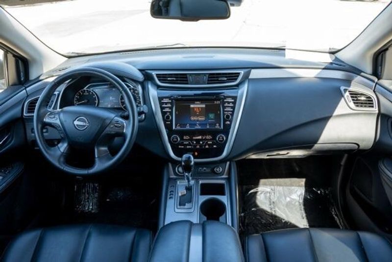 Used 2023 Nissan Murano SVImage 14