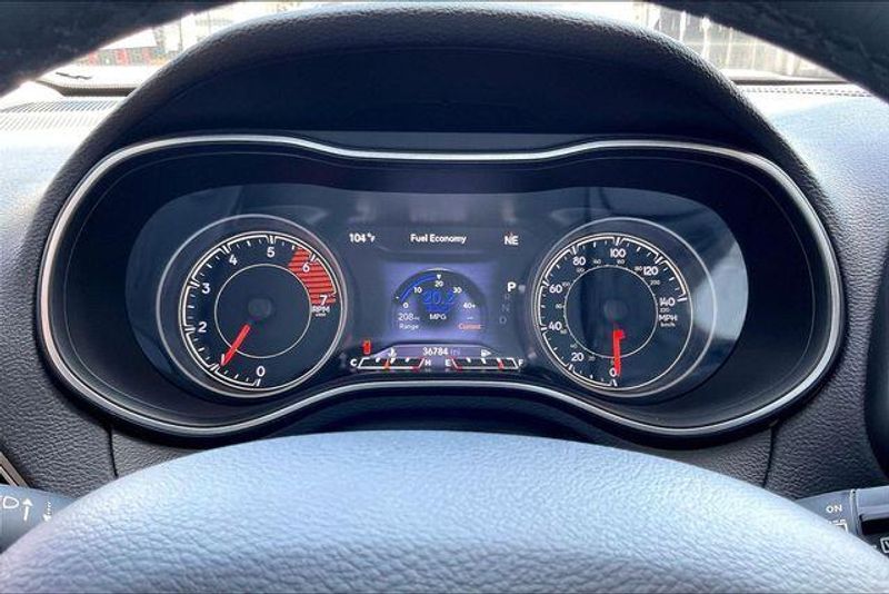 Used 2019 Jeep Cherokee LimitedImage 20