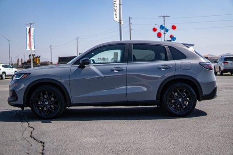 Used 2023 Honda HR-V SportImage 4
