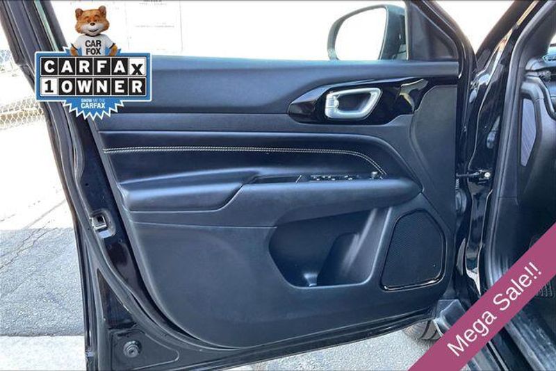 Used 2023 Jeep Compass AltitudeImage 22