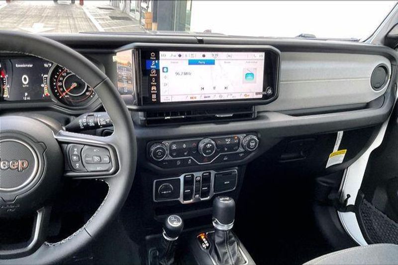 New 2026 Jeep Wrangler 4-door Sport SImage 5