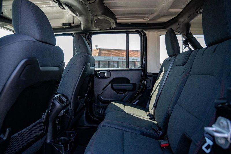 New 2026 Jeep Wrangler RubiconImage 15