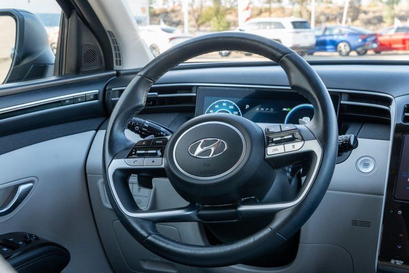 Used 2024 Hyundai Tucson Hybrid LimitedImage 22