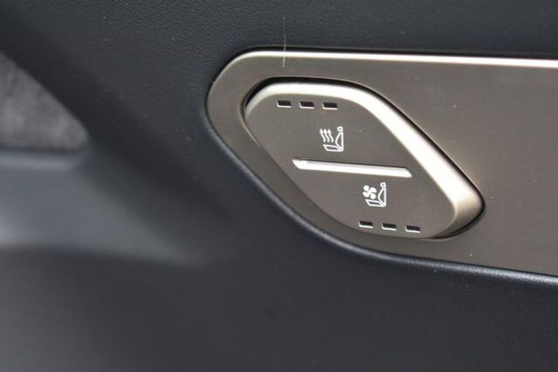 New 2027 Kia Telluride Hybrid EXImage 14