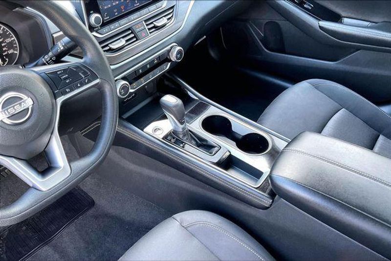 Used 2023 Nissan Altima 2.5 SVImage 17